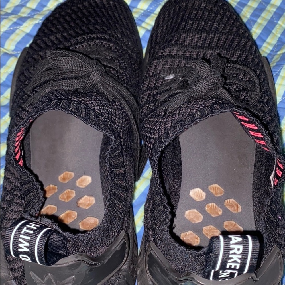 NMD_R1 Black Primeknit